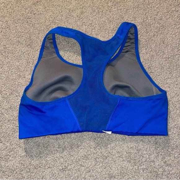 Nike Sports Bra - Picture 2 of 4